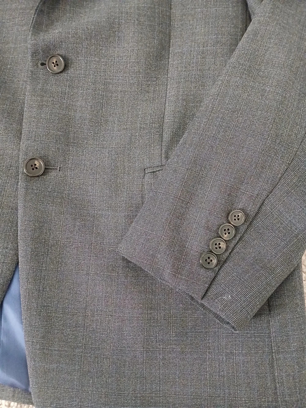 Hart Schaffner Marx Gray Plaid Men's Suit with Blue Lining